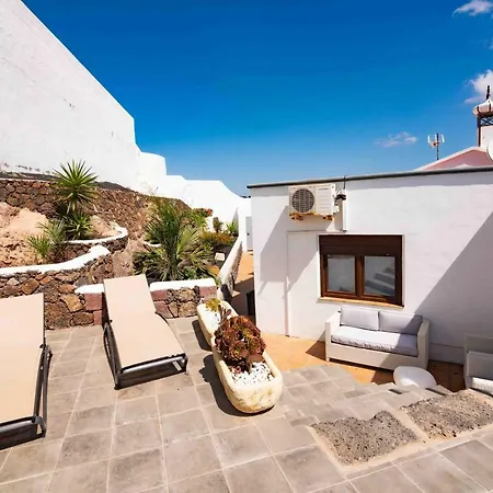 Casa Mira Villa Güime