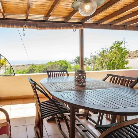 Casa Mira Güime