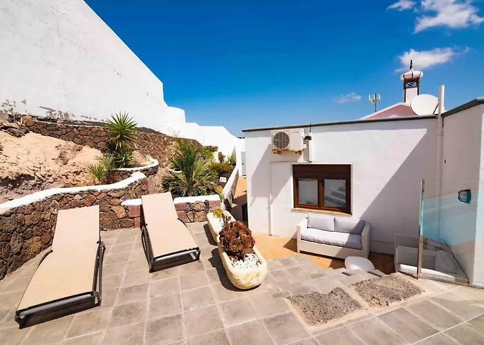 Casa Mira Villa Güime