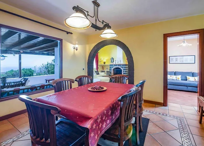 Casa Mira Villa Güime