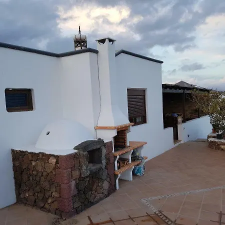 Casa Mira * Güime