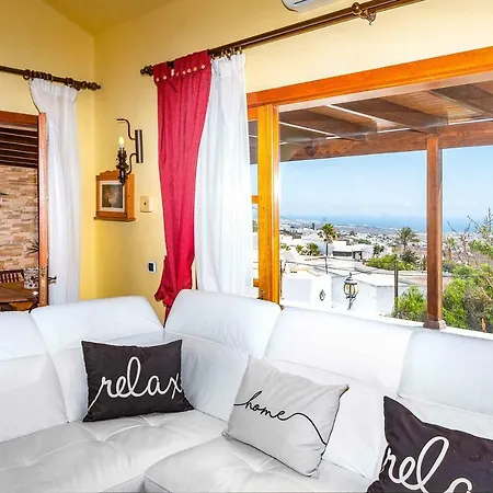 וילה Casa Mira *