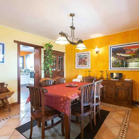 וילה Casa Mira *